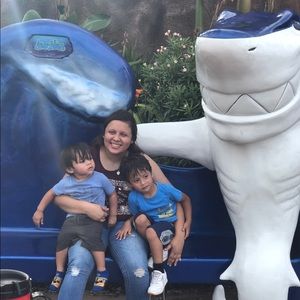 Meet your Posher, Cleo